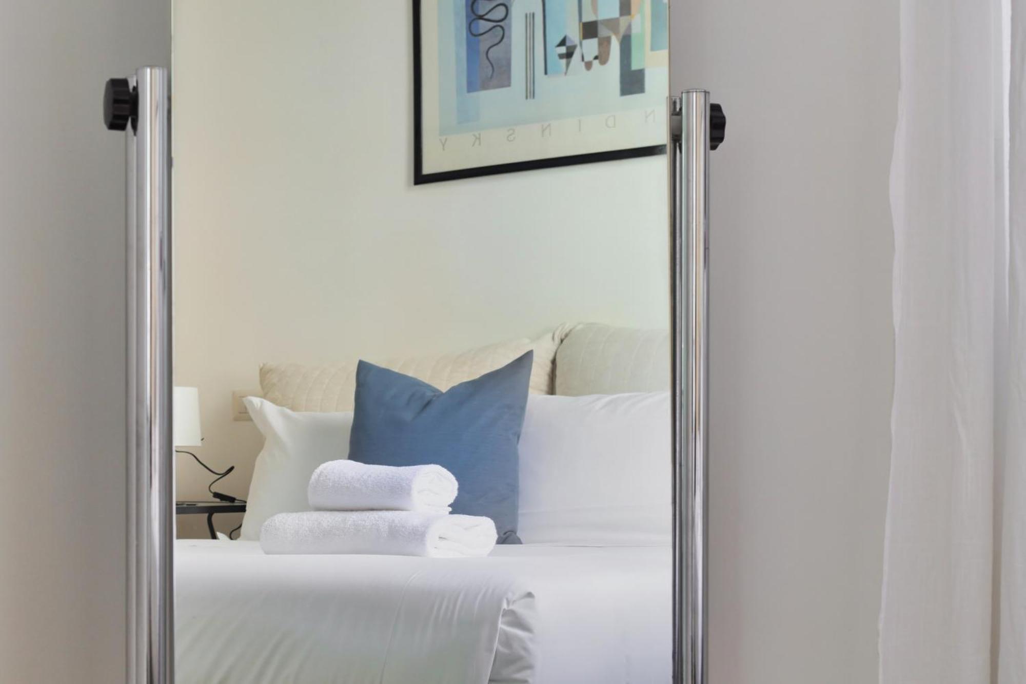 Just Urban Stays - Bright And Functional Apartment - Corso Genova Milano Eksteriør bilde