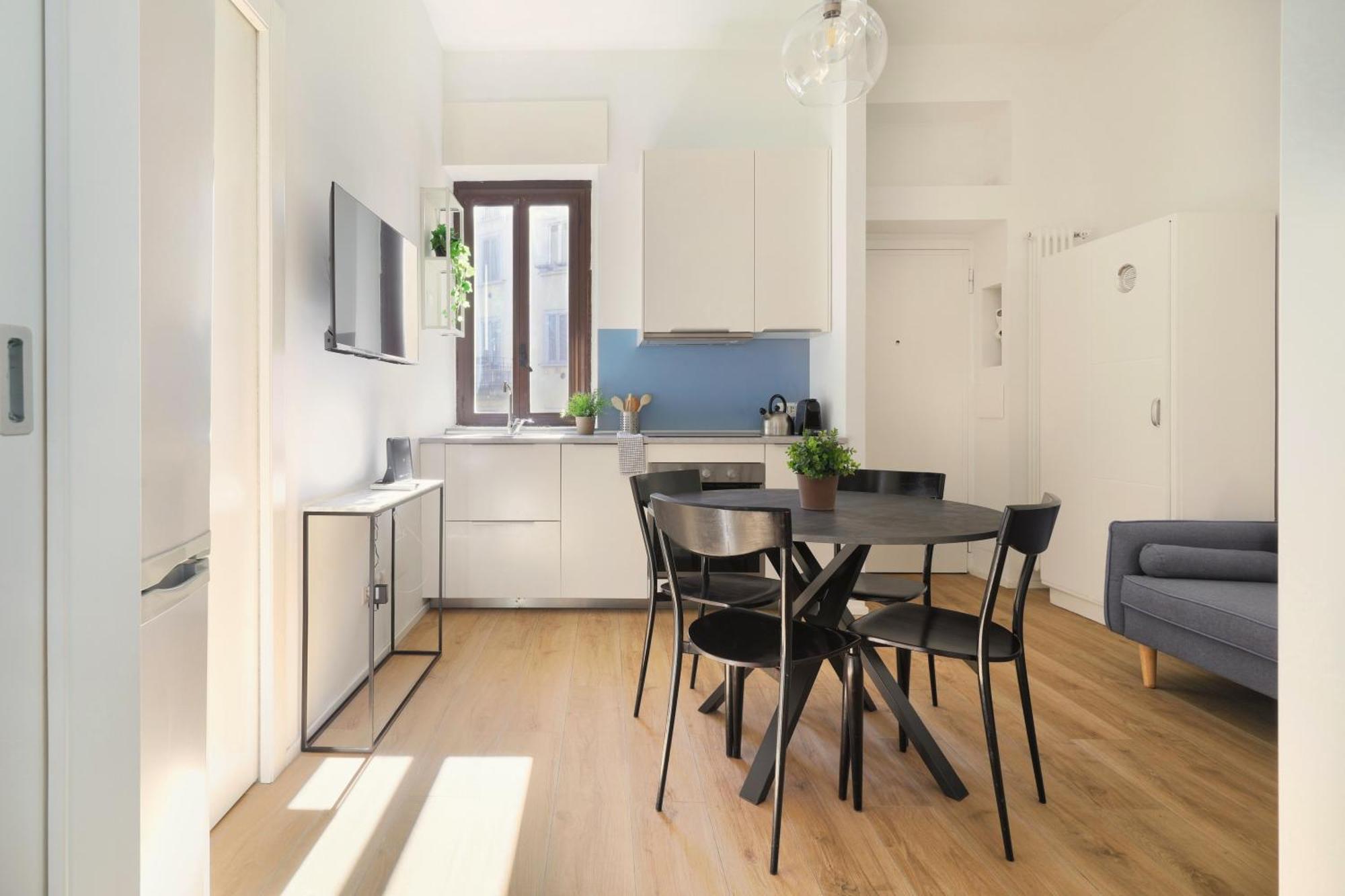 Just Urban Stays - Bright And Functional Apartment - Corso Genova Milano Eksteriør bilde