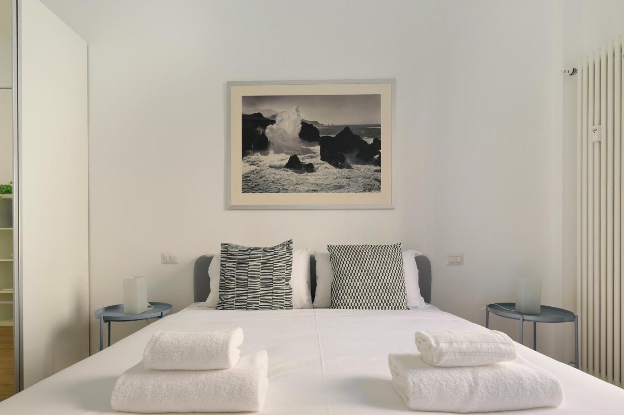 Just Urban Stays - Bright And Functional Apartment - Corso Genova Milano Eksteriør bilde